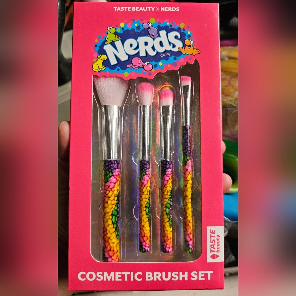Nerds Candy Taste Beauty X Nerds Cosmetic Brush Set New 4 Piece Set